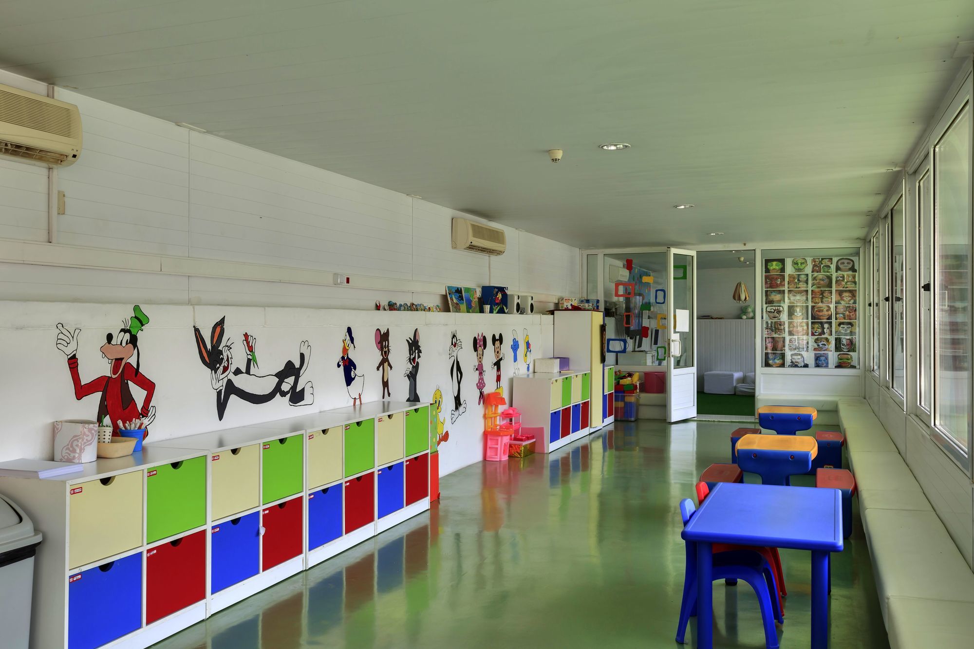 Hotel Su & Aqualand Antalya Exterior photo Kindergarten