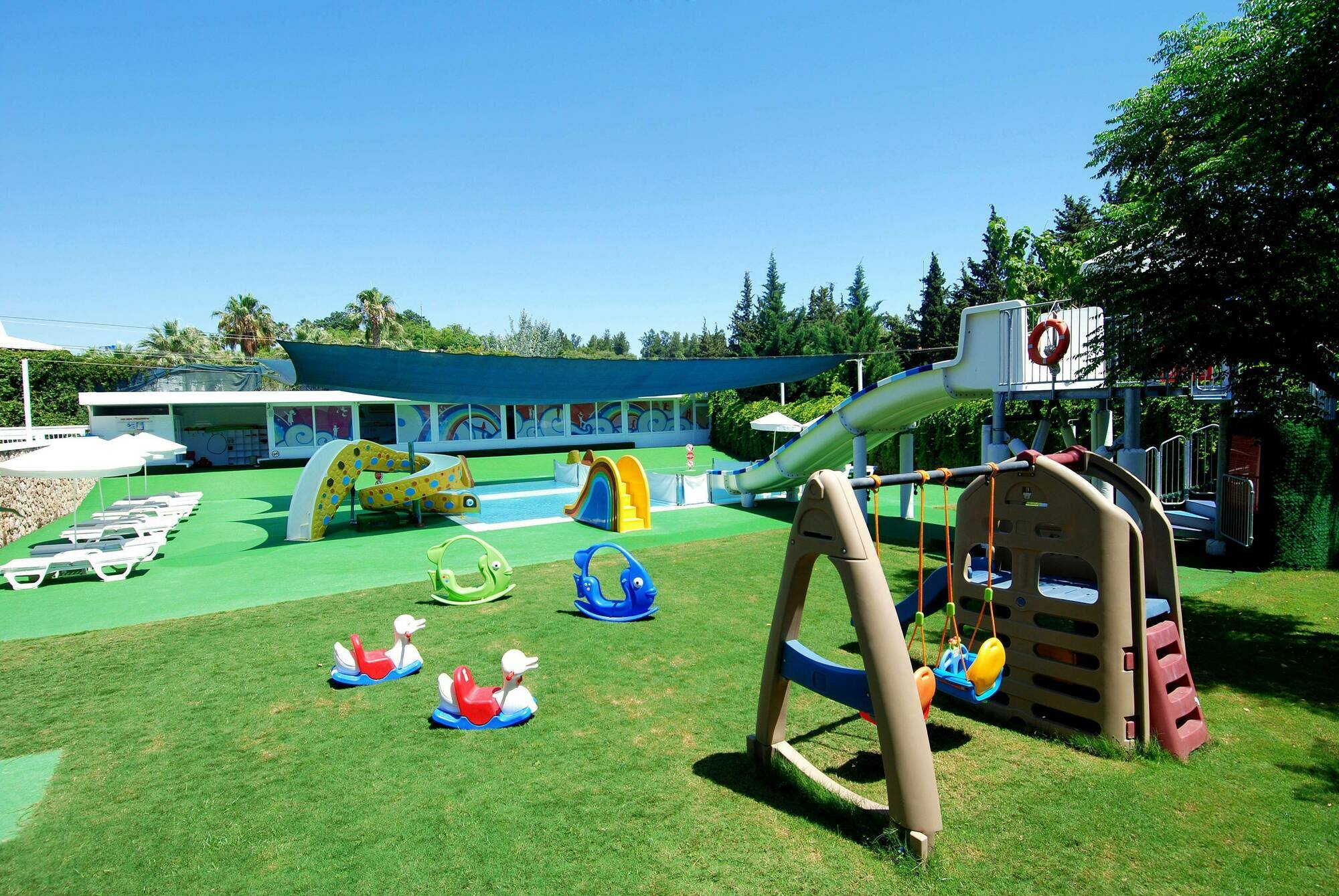 Hotel Su & Aqualand Antalya Exterior photo Playground at the hotel